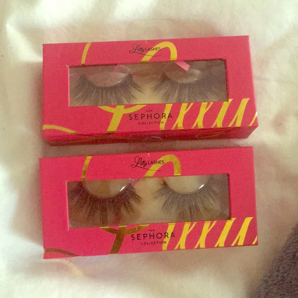 Lilly lashes  2 sets